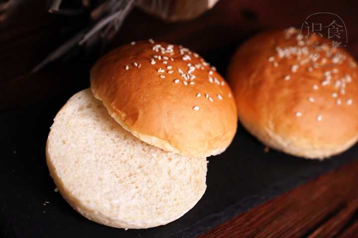 西餐厅煎牛排用什么锅_煎锅牛排餐厅西用还是东用_西餐店用什么锅煎牛排