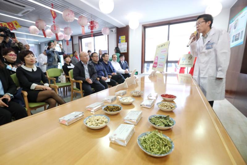 中华广场早茶_中华广场日料_中华广场 西餐