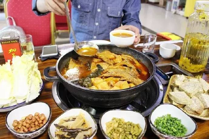 南宁西餐厅最牛老板_南宁饭店西餐厅_广西南宁老板